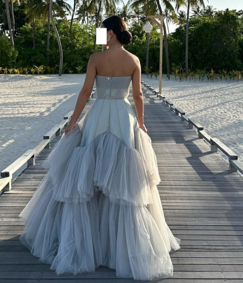 Charming Grey Crystal A-Line Sweetheart Tiered Lace Prom Party Dress LP013