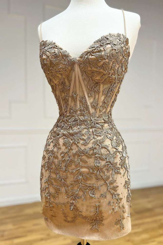 Halter Lace Appliques V-Neck Short Homecoming Dress HM122