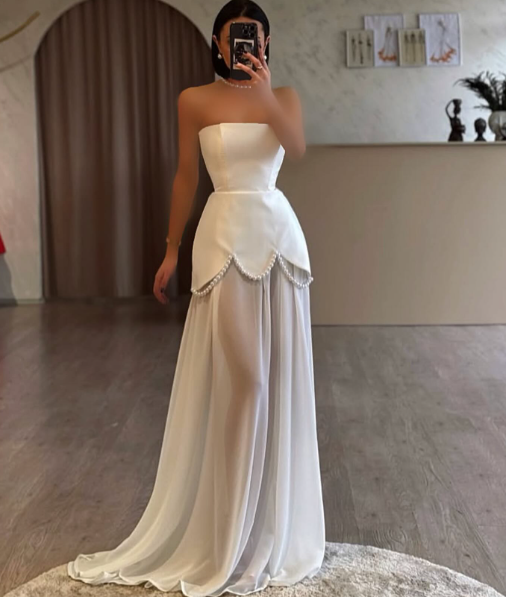 Elegant Strapless White A-Line Pearls Chiffon Prom Dress SP001