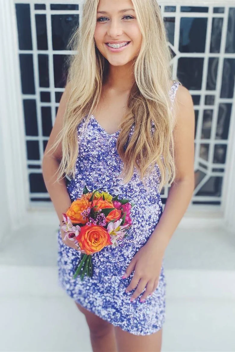 Chic V-Neck Bodycon Sequined Short Homecoming Gown HM146