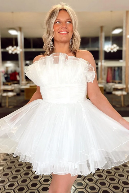 Elegant Strapless A-Line Lace Short Homecoming Dress HM151