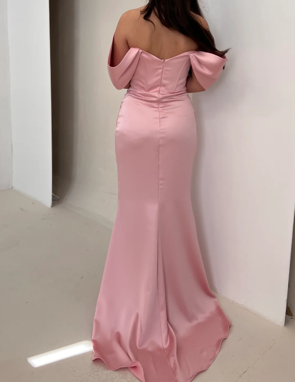 Gorgeous Pearls Pink Off-Shoulder Mermaid Pleats Satin Prom Dress SP013