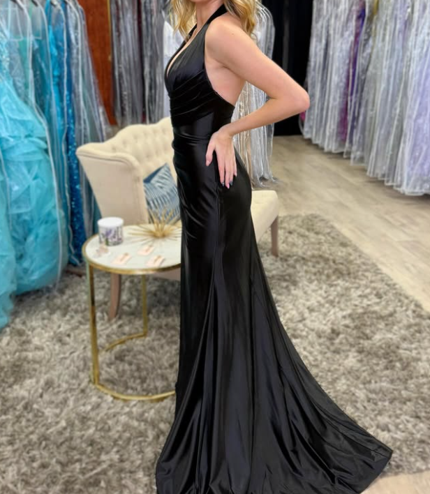 Sexy Halter V-Neck Black High Slit Sheath Prom Dress with Train SP019