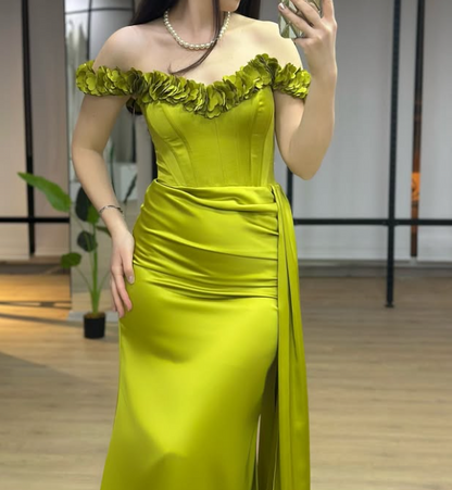 Elegant 3D Floral Off-Shoulder White Mermaid Satin Prom Formal Gown with Slit SP047