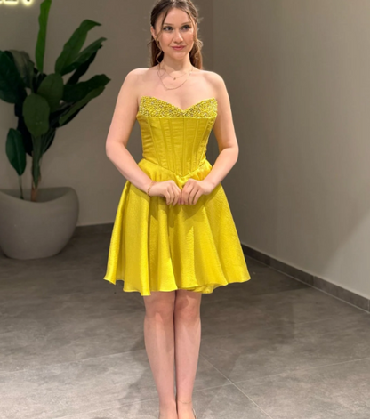 Graceful Pearls Sweetheart Fuchsia A-Line Mini Homecoming Dress HM019