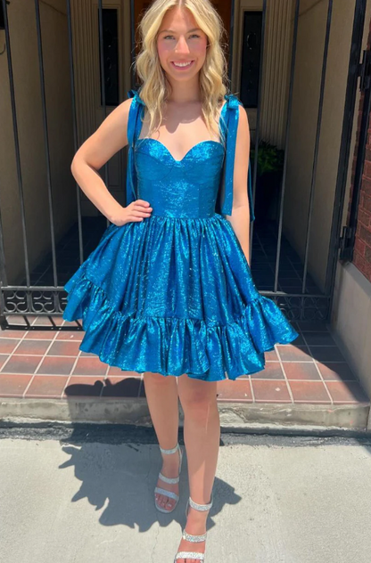 Elegant Champagne Sweetheart A-Line Homecoming Gown with Bow HM097