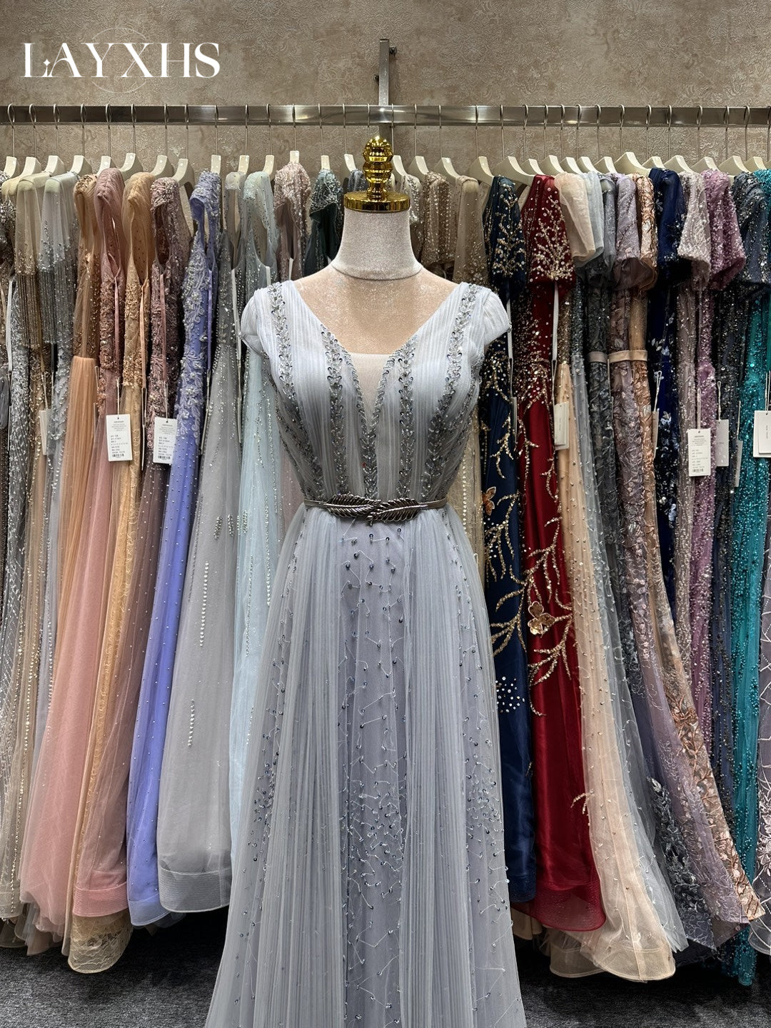 Classic Grey Short Sleeves A-Line V-Neck Sequined Lace Evening Dress LP038