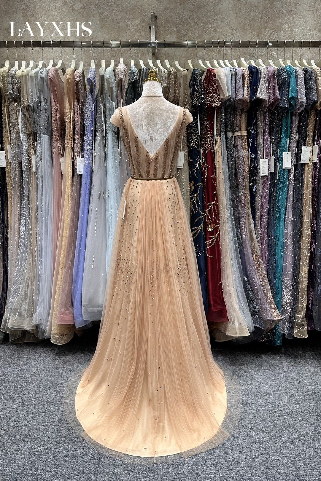 Classic Grey Short Sleeves A-Line V-Neck Sequined Lace Evening Dress LP038