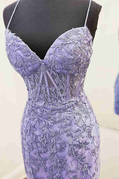 Halter Lace Appliques V-Neck Short Homecoming Dress HM122