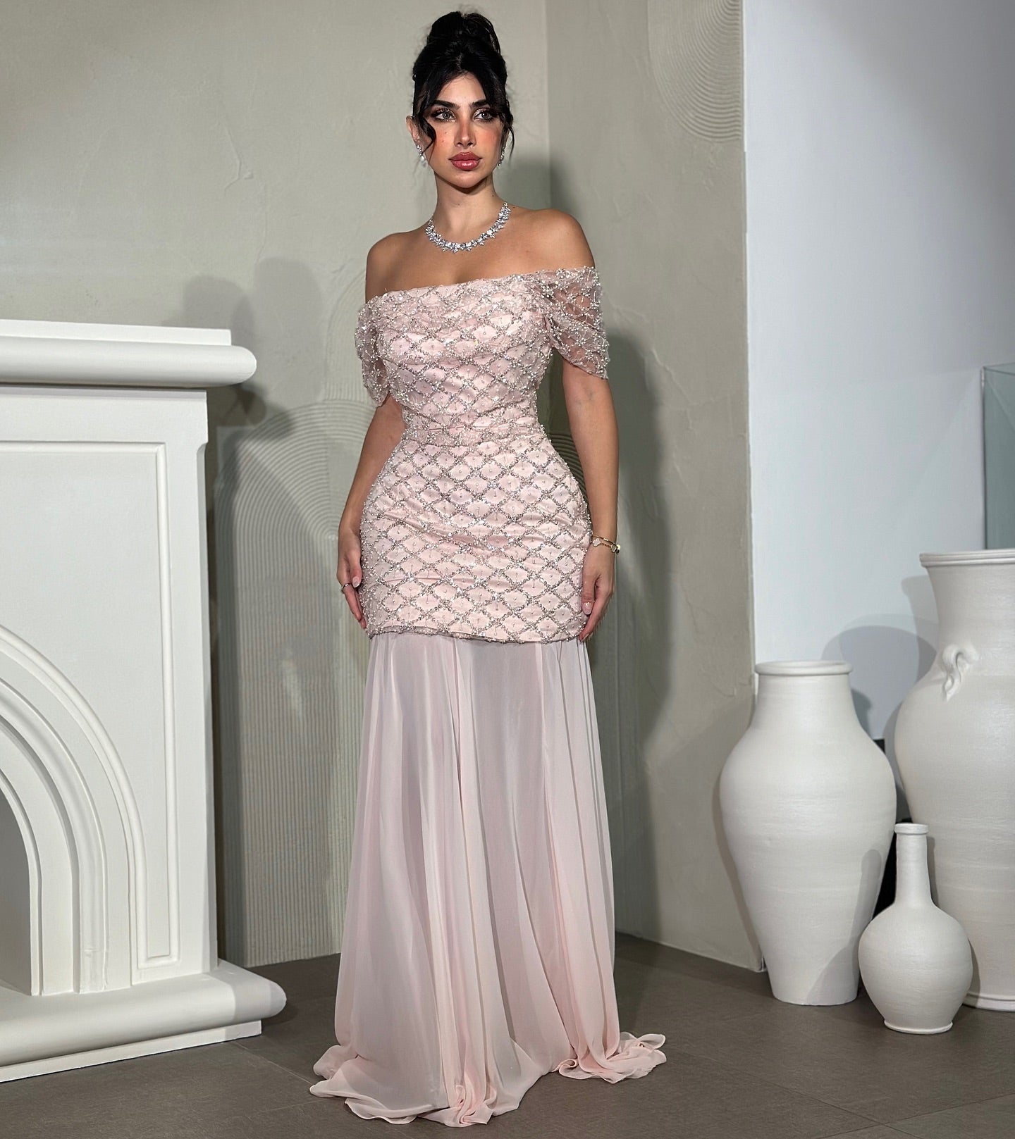 Graceful Off-Shoulder Pink Mermaid Arabic Evening Dress with Beaded AE016